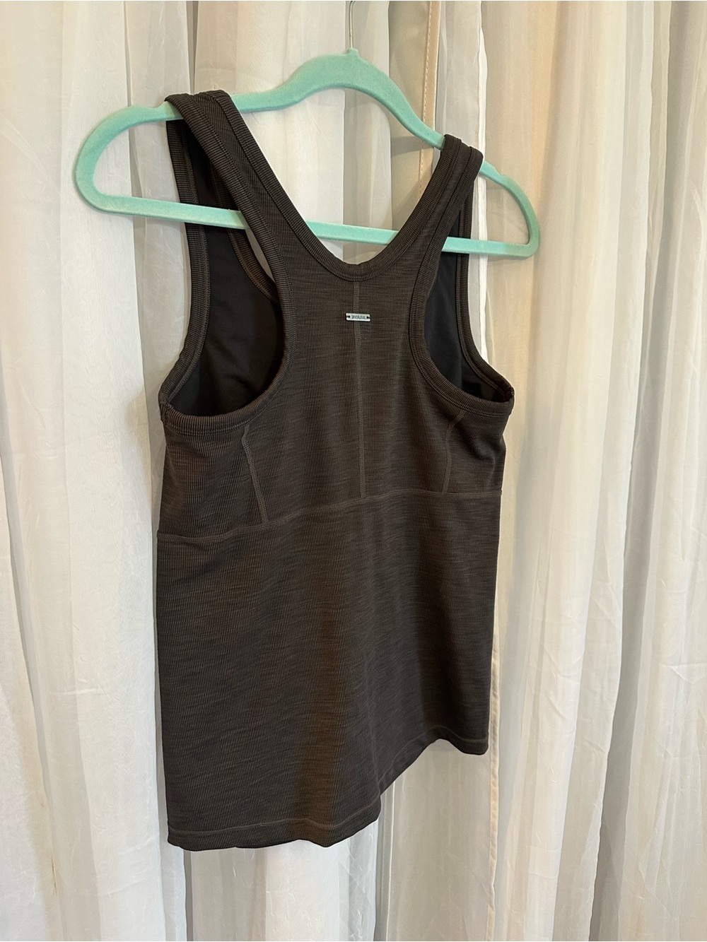 Prana Women’s  Charcoal Gray Tank Top - scoop neck. Razors back w/Bra no pads - Picture 6 of 7